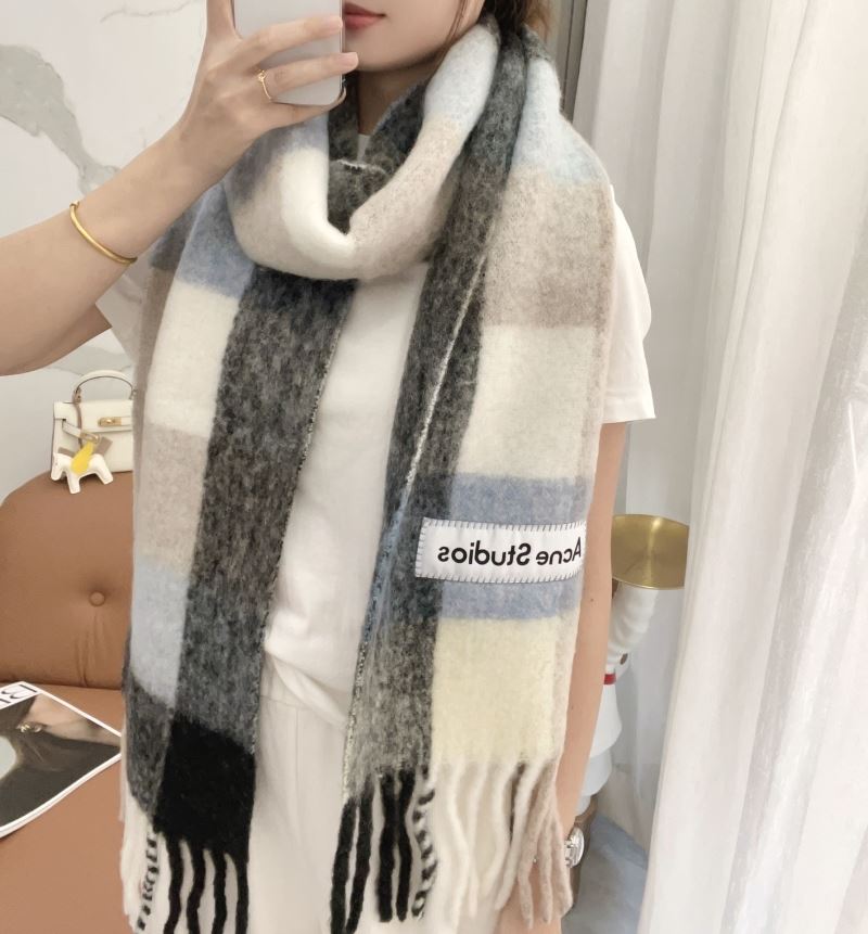 Acne Scarf